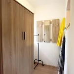 Apartamento Luna Apartments Quiet Retreat, Close To Koper, Aircon, Parking *