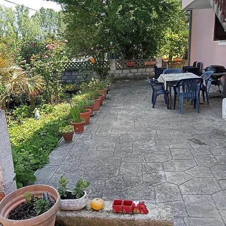 Luna Quiet Retreat, Close To Koper, Aircon, Parking * Анкаран