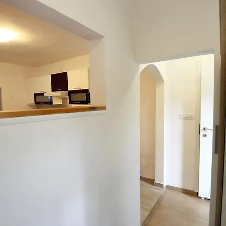 Luna Apartment Ankaran