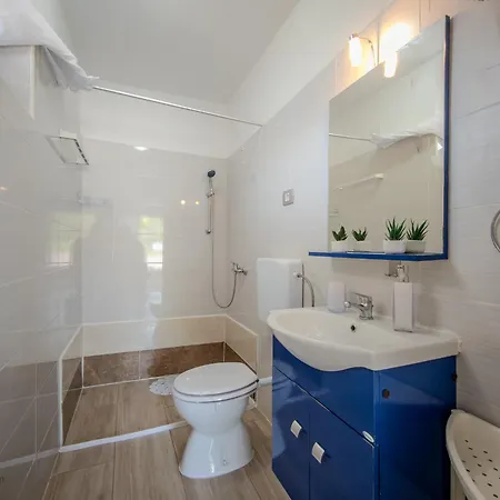 Апартаменты Luna Quiet Retreat, Close To Koper, Aircon, Parking