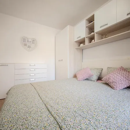 Luna Quiet Retreat, Close To Koper, Aircon, Parking Апартаменты Анкаран